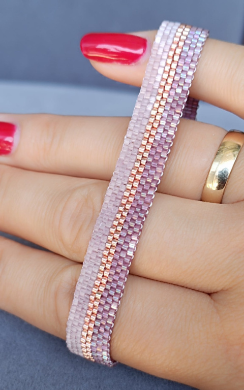 Różowa bransoletka tkana z koralików Subtelle Sparkle Różowa bransoletka tkana z koralików Subtelle Sparkle